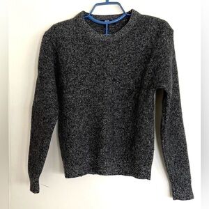 Uniqlo 100% wool sweater